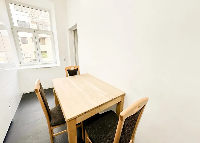 Cozy Rooms In Brigittenau Area Mm7