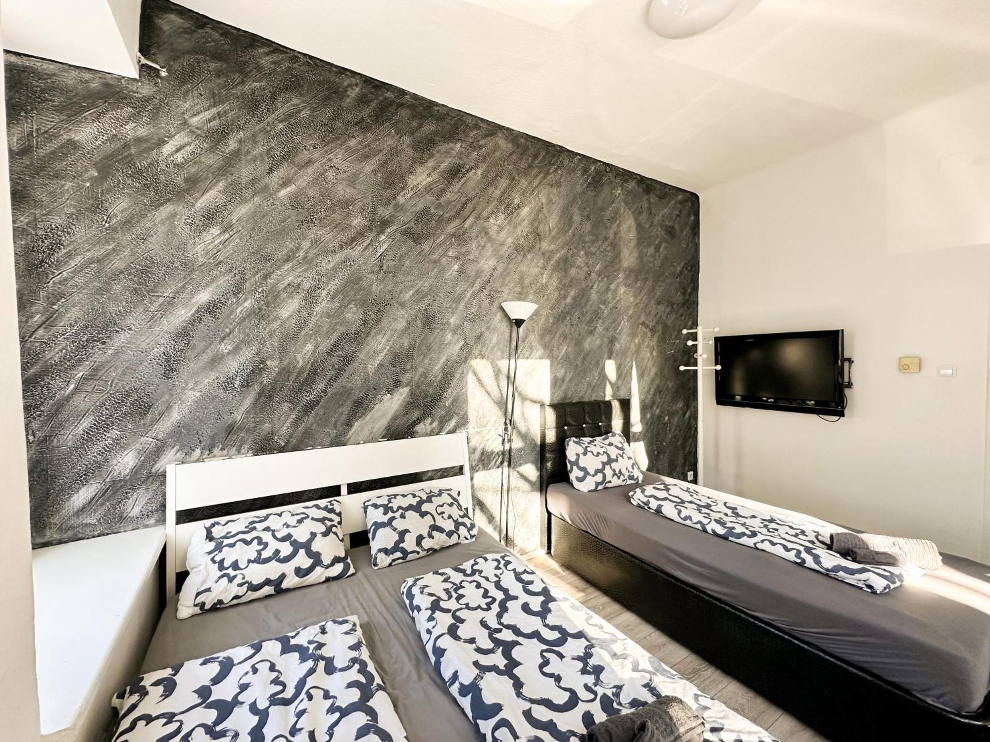Cozy In Brigittenau Area Mm7 * Vienne